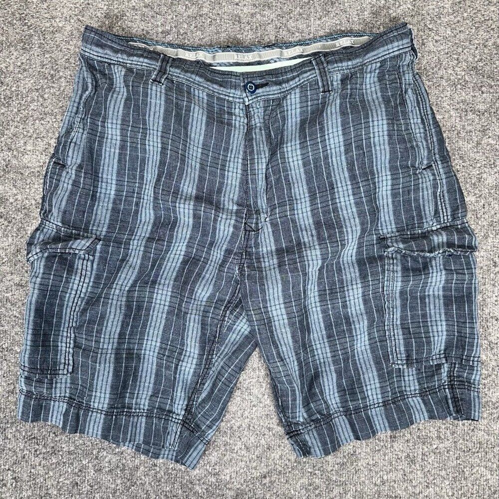 Tommy Bahama Relax Cargo Shorts Men 38x10 Blue 100% Linen Striped Mid Rise Adult